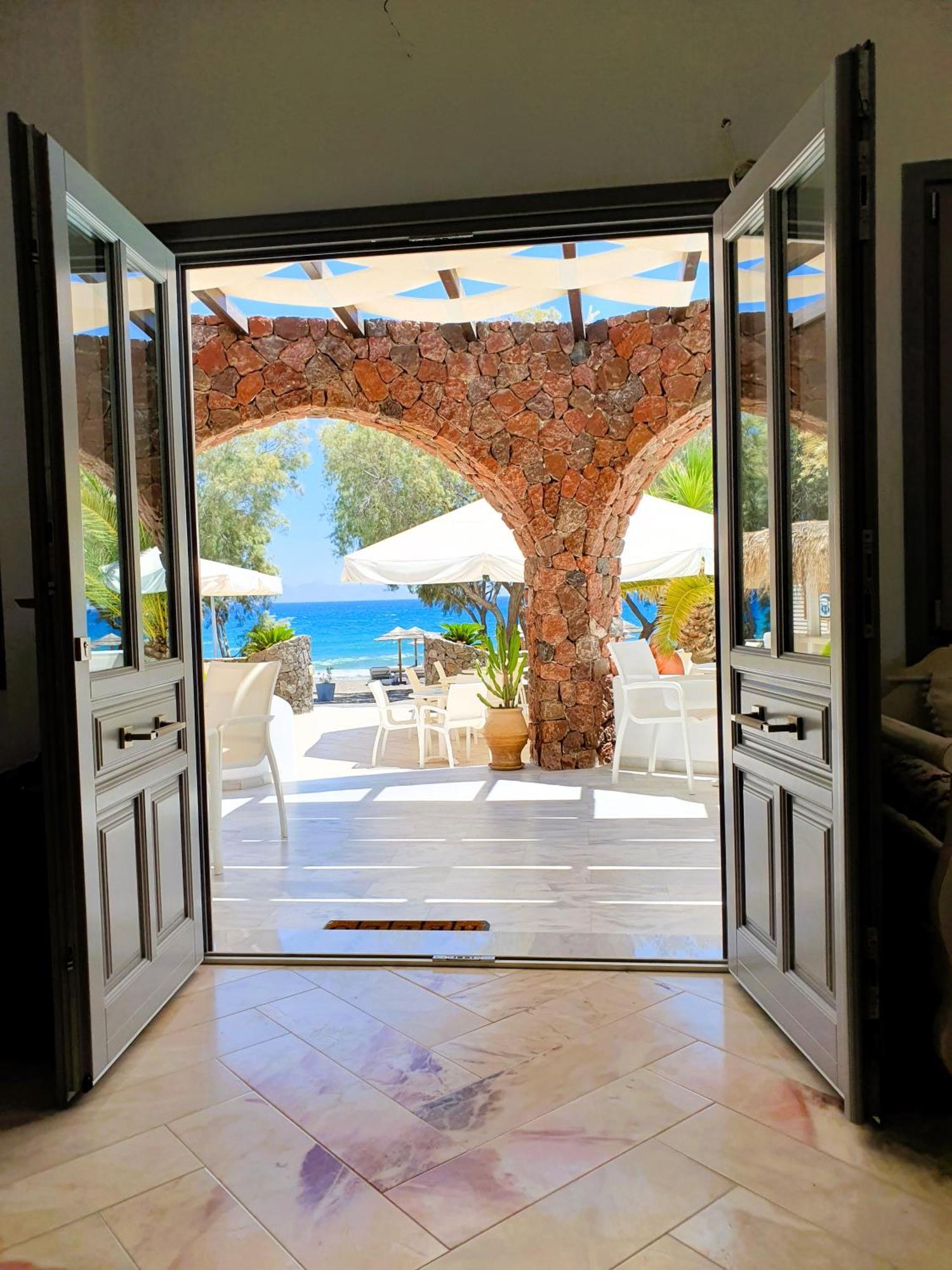 Arion Bay Hotel Santorini Kamári Eksteriør billede