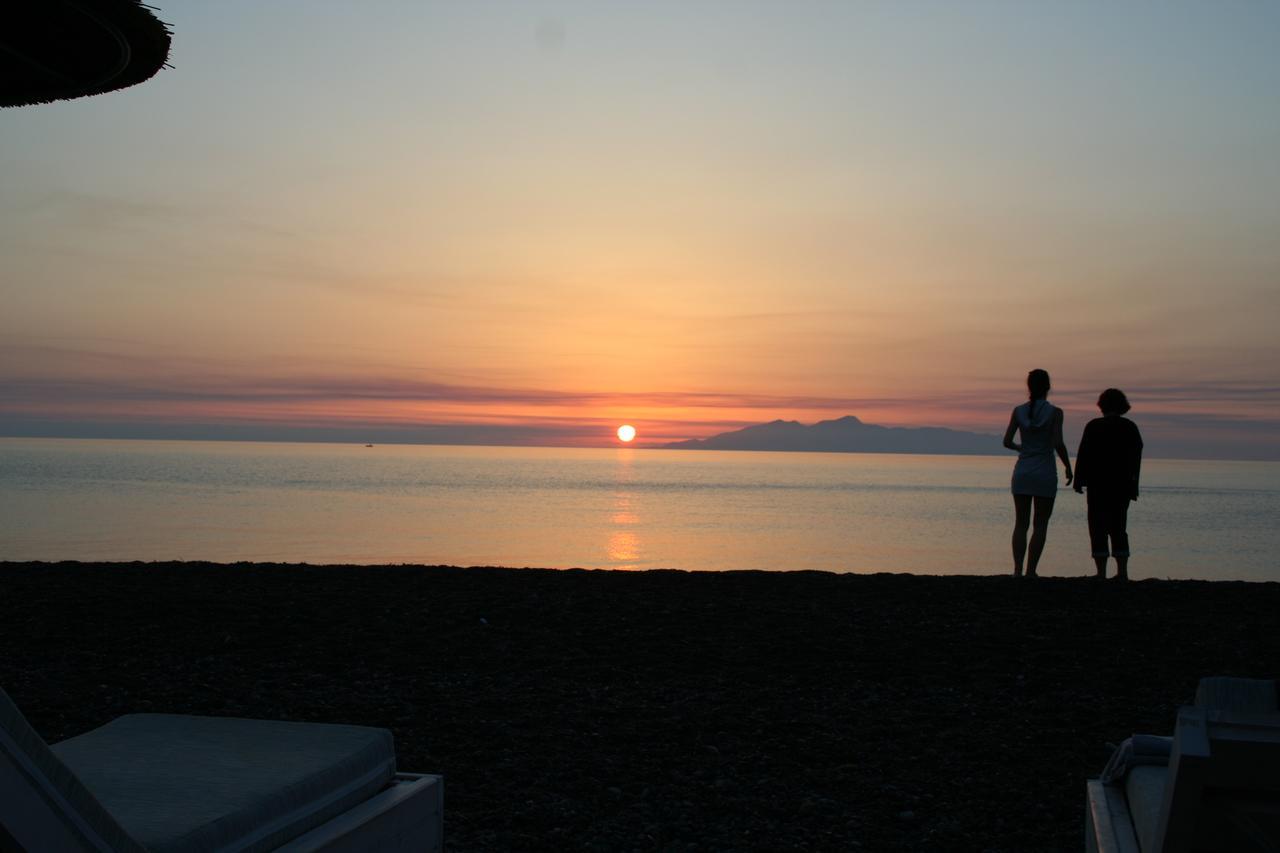 Arion Bay Hotel Santorini Kamári Eksteriør billede